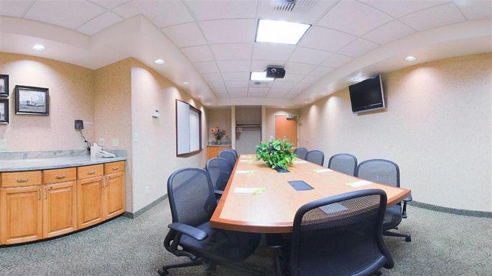 Holiday Inn Express & Suites Cheney By Ihg מראה חיצוני תמונה