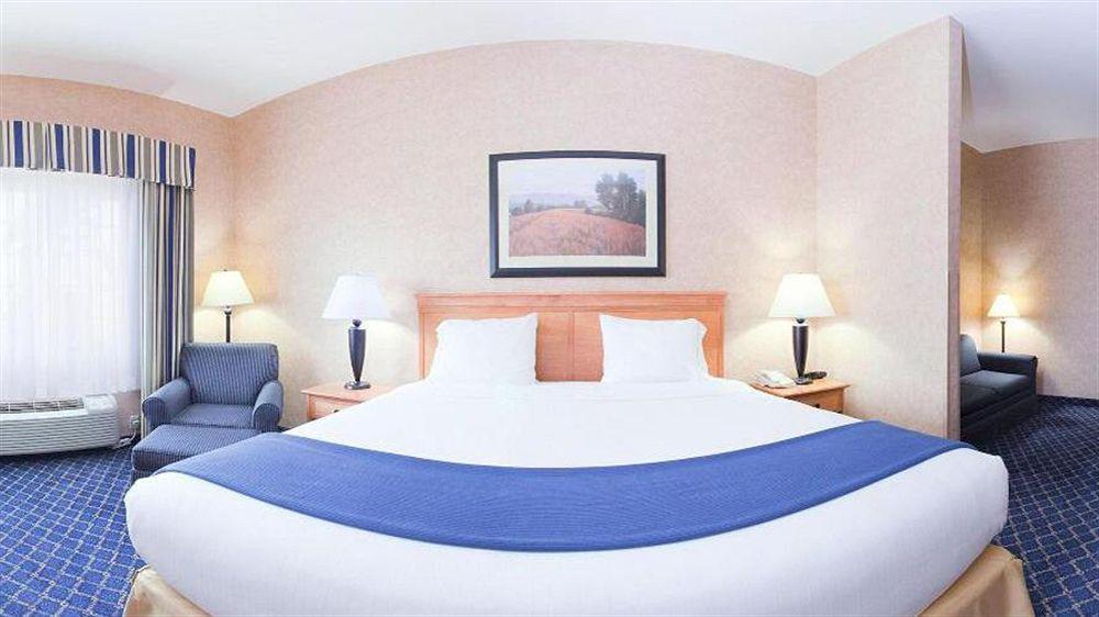 Holiday Inn Express & Suites Cheney By Ihg מראה חיצוני תמונה