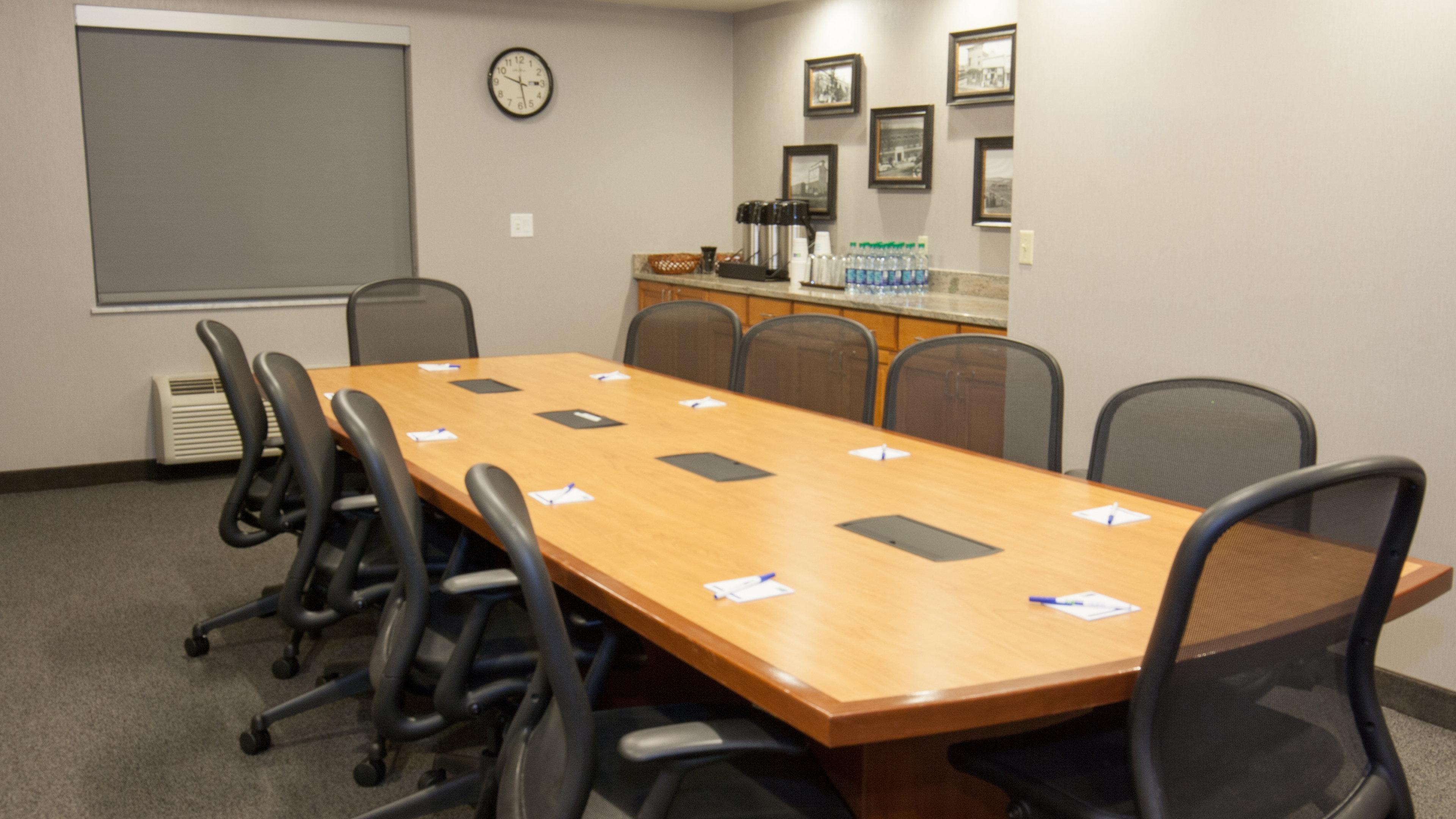 Holiday Inn Express & Suites Cheney By Ihg מראה חיצוני תמונה