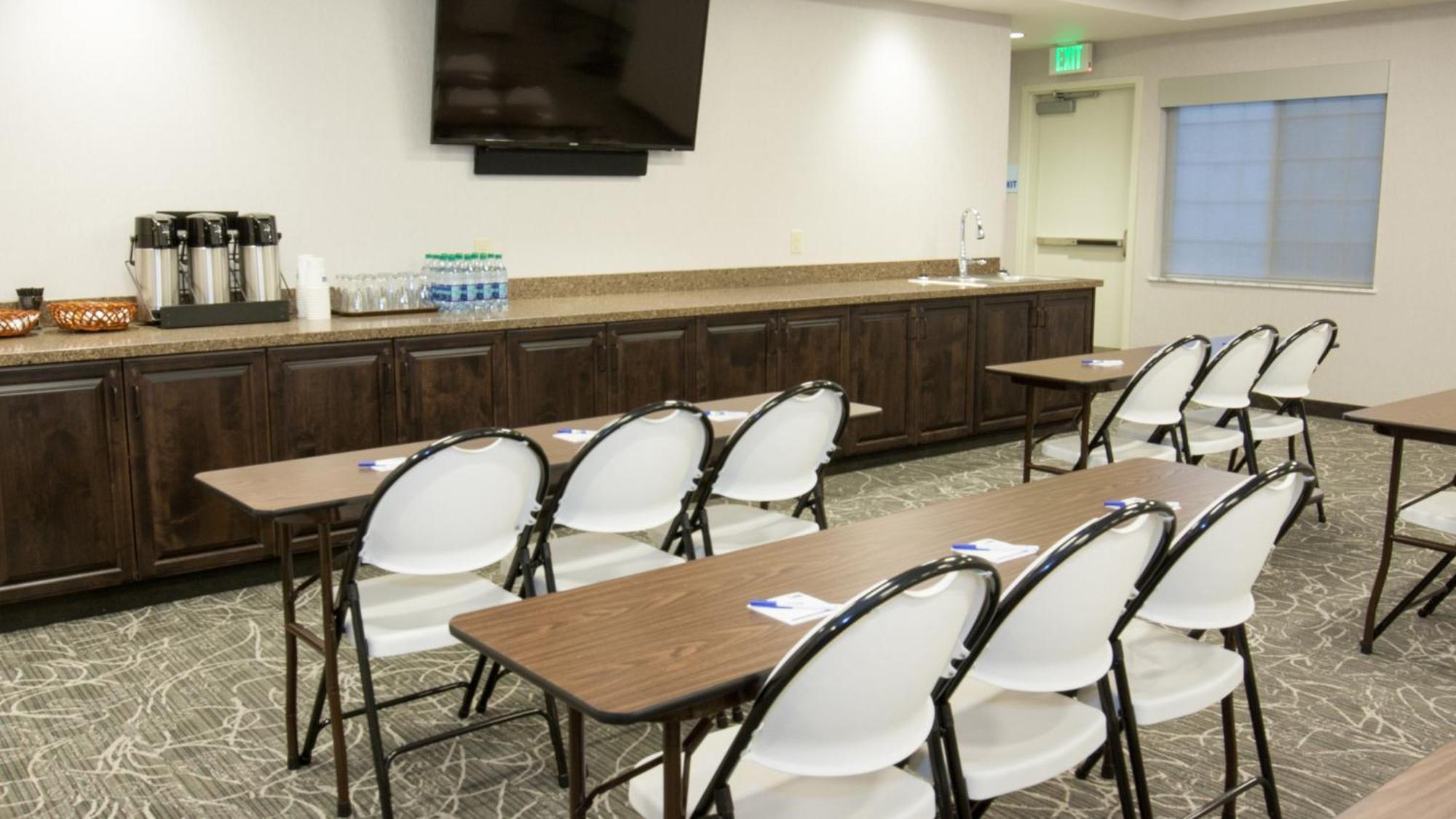 Holiday Inn Express & Suites Cheney By Ihg מראה חיצוני תמונה