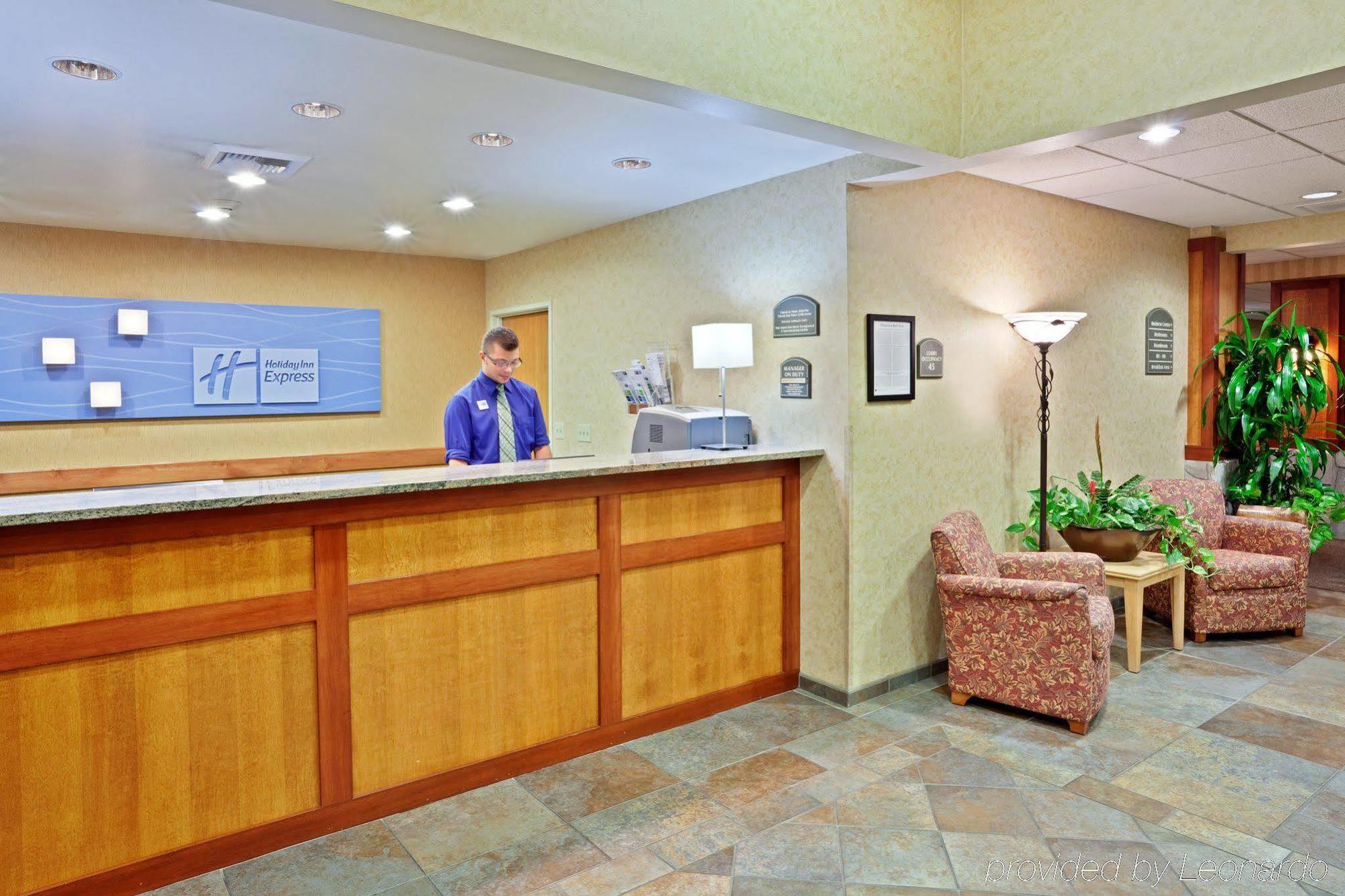 Holiday Inn Express & Suites Cheney, An Ihg Hotel מראה חיצוני תמונה