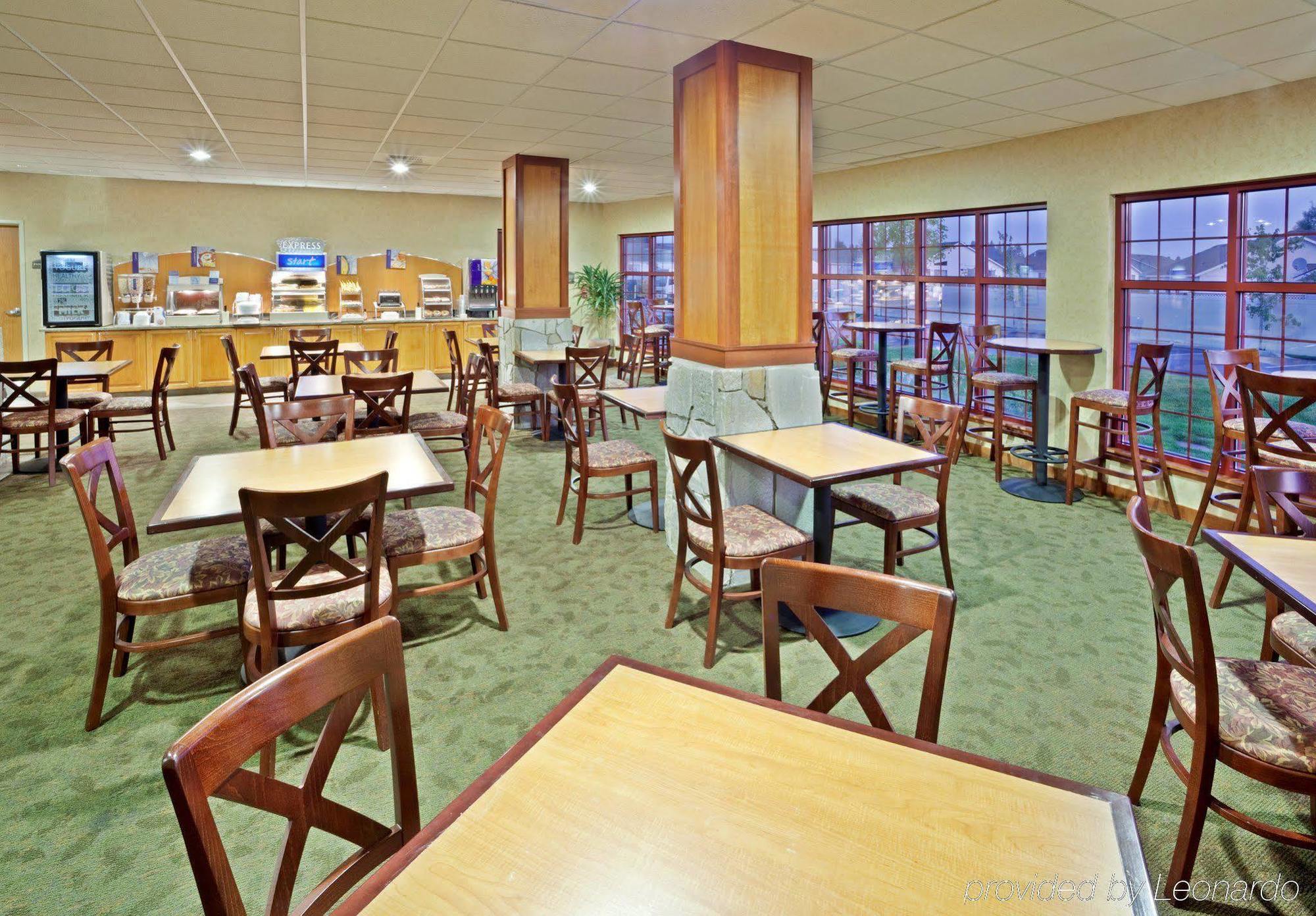 Holiday Inn Express & Suites Cheney By Ihg מראה חיצוני תמונה