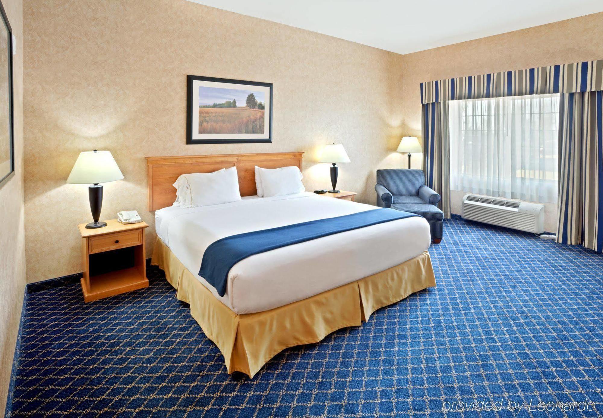 Holiday Inn Express & Suites Cheney By Ihg מראה חיצוני תמונה