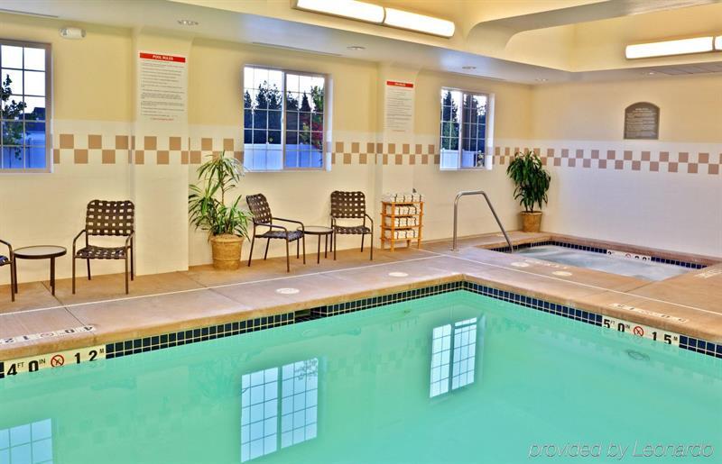 Holiday Inn Express & Suites Cheney By Ihg מראה חיצוני תמונה